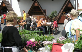 13. Frühlingsfest mit Natur- und Handwerkermarkt